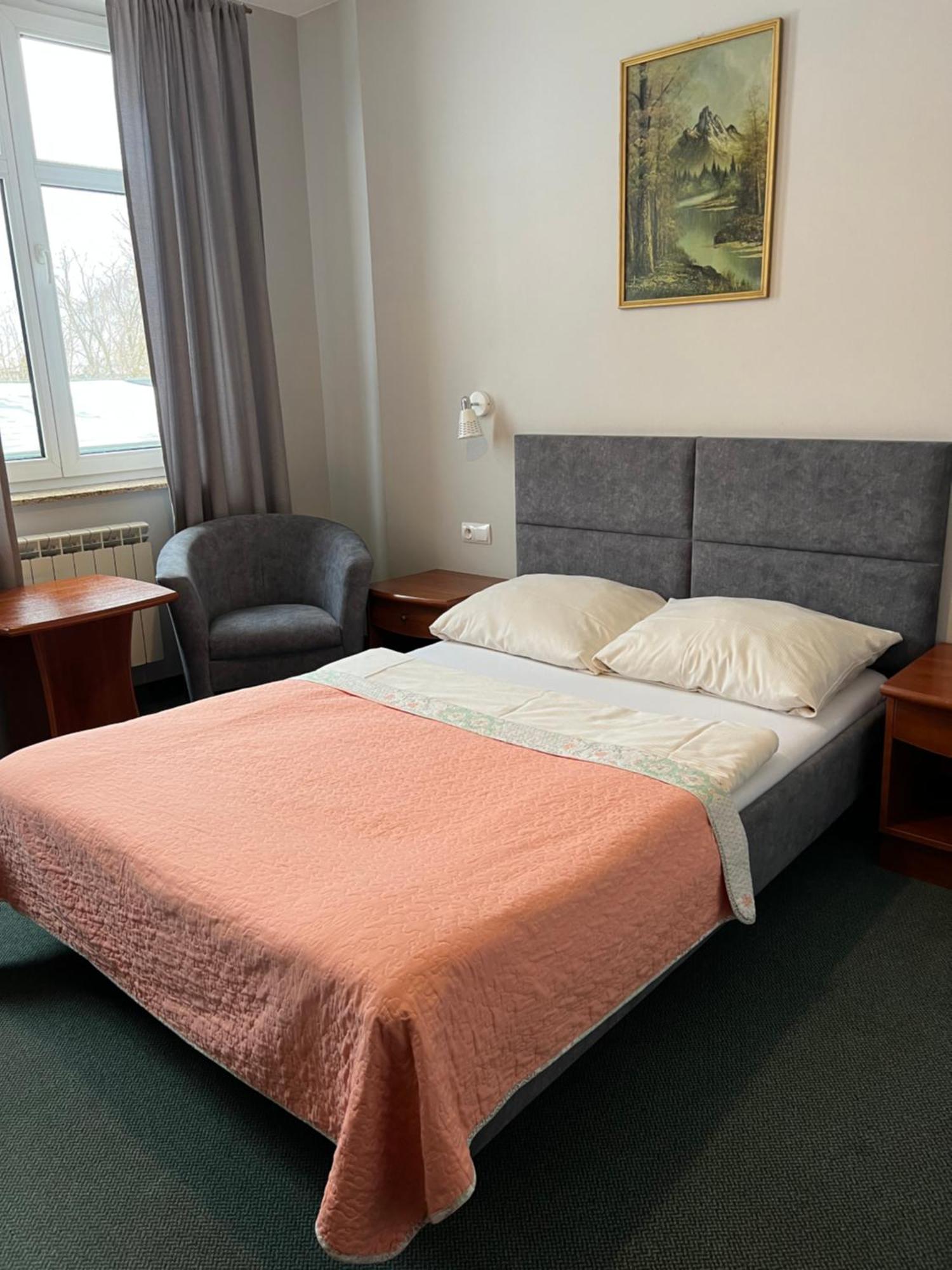Alabastro Bed & Breakfast Tomaszów Mazowiecki Exterior foto