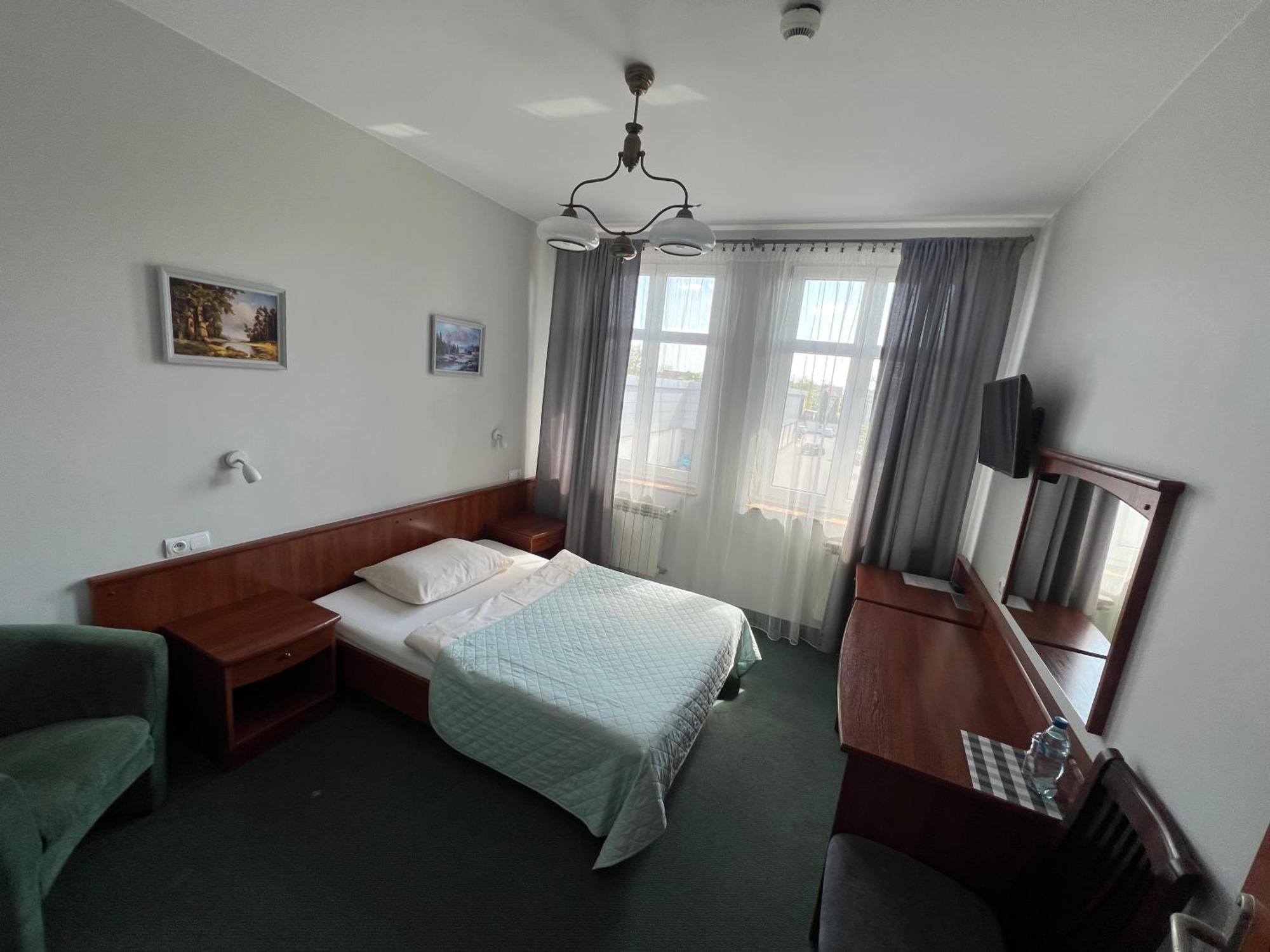 Alabastro Bed & Breakfast Tomaszów Mazowiecki Exterior foto